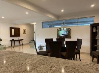 CityMax Costa Rica vende lujosa casa en Condominio en Bello Horizonte de Escazú