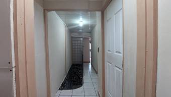 Casa de 3 Niveles en Venta, San Sebastian           CG-22-2135