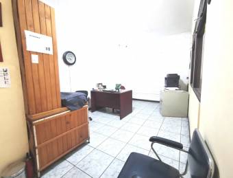 Bodega con Oficinas en Venta, Colima de Tibás, San José.