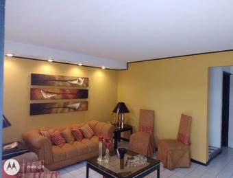 Apartamento en Alquiler en Escazú, San José. RAH 22-2169