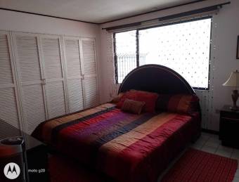 Apartamento en Alquiler en Escazú, San José. RAH 22-2169