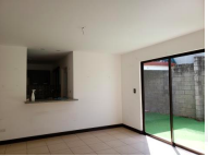 Venta de apto ubicado en Heredia, Santo Domingo, Santo Tomás 