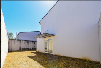 Venta de casa ubicada en San José, Santa Ana, Brasil