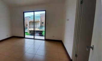 Venta de casa ubicada en San José, Mora, Colón