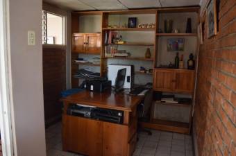 Casa en venta en Desamparados, San José. RAH 22-2290