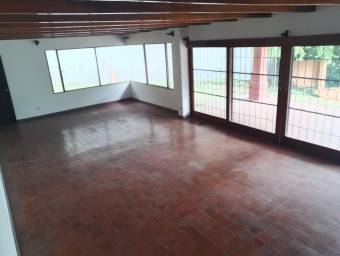 Casa en venta en Escazú, San José. RAH 22-2296