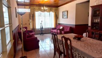 Casa en Venta en Santo Domingo, Heredia. RAH 23-2687