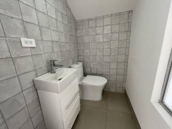 Casa en Venta en Escazú, San José. RAH 23-2677