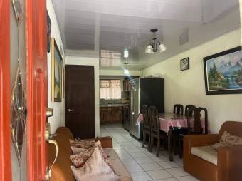 MLS-23-2731 VENTA CASA DESAMPARADOS SAN JOSE 