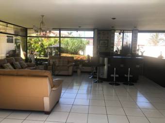 Se vende hermosa casa con mas de 1200m2 de lote en La Asunción de Belén 23-1396