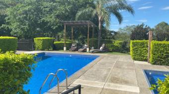 Casa en Venta en Belén, Heredia. RAH 23-2742