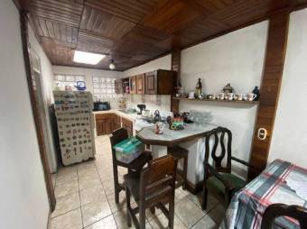 MLS-23-2786 VENTA CASA DESAMPARADOS SAN JOSE