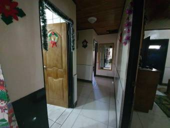 Casa en Venta en San Rafael, Heredia. RAH 23-1387