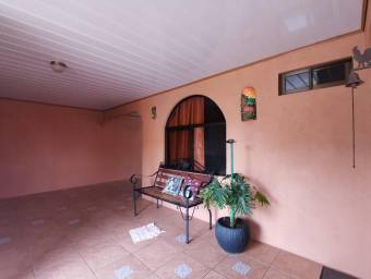 Hermosa casa en Residencial privado en AlajuelaRioSegundo en Venta.    CG-23-889