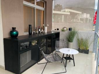 Hermoso Apartamento en SantaAna en Venta.   CG-23-2166