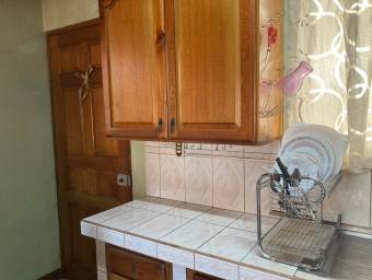 Oportunidad para Adquirir una casa y un Negocio en Ulloa en Venta.   CG-23-2139