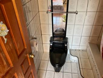 Oportunidad para Adquirir una casa y un Negocio en Ulloa en Venta.   CG-23-2139