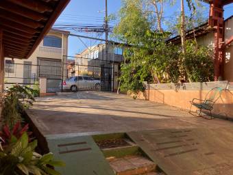 Oportunidad para Adquirir una casa y un Negocio en Ulloa en Venta.   CG-23-2139