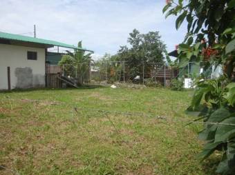 Excelente terreno en Barrio Sinai de Guapiles en Venta.       CG-23-2747