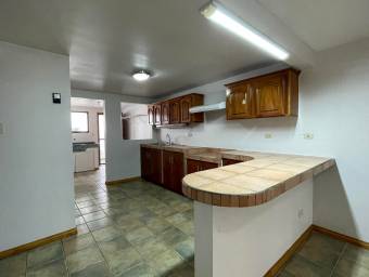 Casa en Venta en Pozos, San José. RAH 23-468