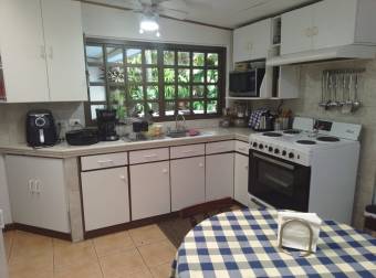 CityMax Costa Rica vende Casa en céntrico Residencial Calle Blancos Goicoechea SJ