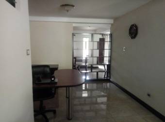 Hermosa casa de Dos Niveles en Guapiles Centro en Venta.     CG-23-2506