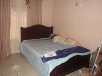 Preciosa casa con Dos Niveles en Grecia en Venta.     CG-23-2512