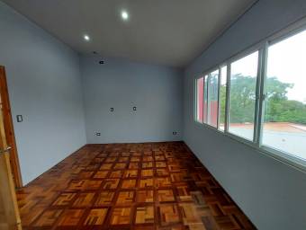 Casa en Venta en Santa Ana, San José. RAH 23-448