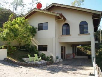 Fabulosa casa de Lujo en Montañas de Santiago de San Ramon en Venta.   CG-23-1883