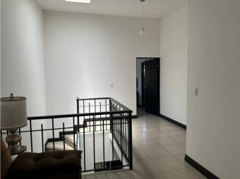 VENTA DE CASA, SAN JOSE, CONDOMINIO SANTA ANA HILLS