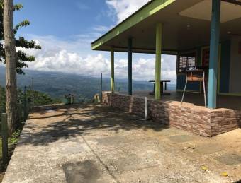 Se vende finca en Pavones, Turrialba.