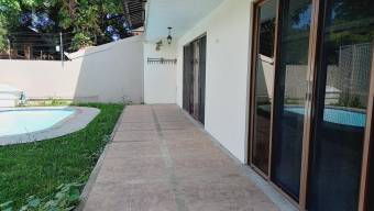 Casa en Venta en Santa Ana, San José. RAH 23-2628