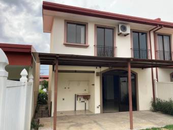 Casa en Venta en La Guácima, Alajuela. RAH 23-2125