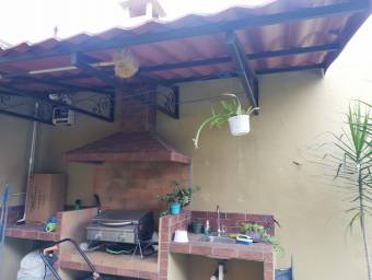 Casa en Venta en Desamparados, Alajuela. RAH 23-579