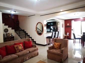 Casa en Venta en Desamparados, Alajuela. RAH 23-579