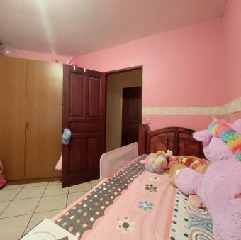 Amplia y Cómoda casa en BarvadeHeredia en Venta.      CG-23-774