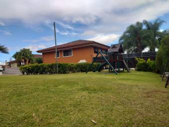 Preciosa y Amplia casa en ESBelloHorizonte en Venta.      CG-23-2760