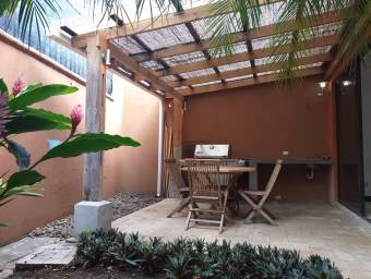 Preciosa y Amplia casa en ESBelloHorizonte en Venta.      CG-23-2760