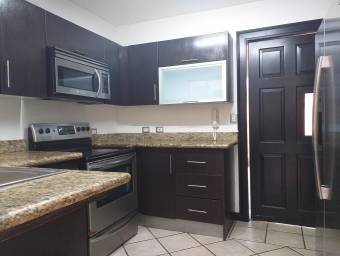 Preciosa y Amplia casa en ESBelloHorizonte en Venta.      CG-23-2760