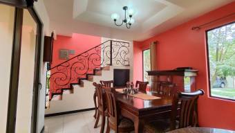 Casa en Venta en Desamparados, Alajuela. RAH 23-772