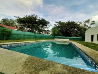 Casa en Venta en La Guácima, Alajuela. RAH 23-2428