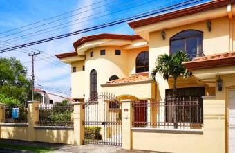 MLS-23-2951 VENTA CASA BELÉN HEREDIA 