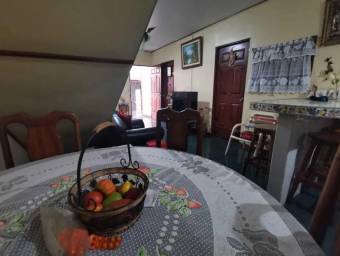 MLS-24-1433 VENTA CASA TURRIALBA CENTRO 