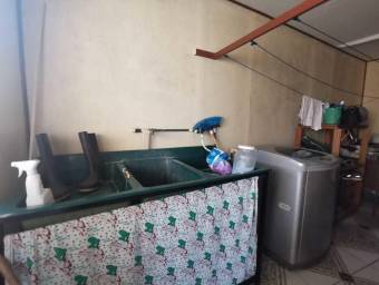 MLS-24-1433 VENTA CASA TURRIALBA CENTRO 