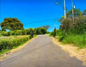 HERMOSA QUINTA CON USO DE SUELO RESIDENCIAL 