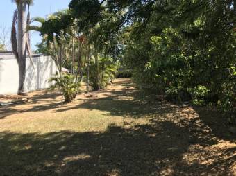 Se vende amplio lote de 787m2 en La Garita de Alajuela 24-1383