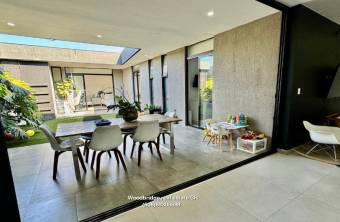 Santa Ana casa en venta en condominio Evora $370.000 /1 piso