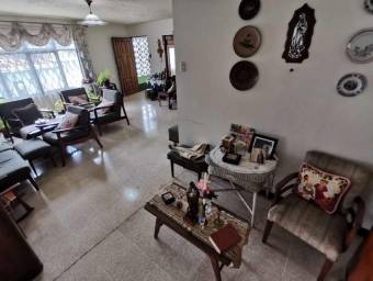 MLS-24-1430 VENTA EDIFICIO DE 4 APARTAMENTOS URUCA SAN JOSE 