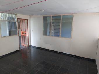 Se vende amplio lote de 830m2 junto con casa en Purabas de Santa Barbara 24-841