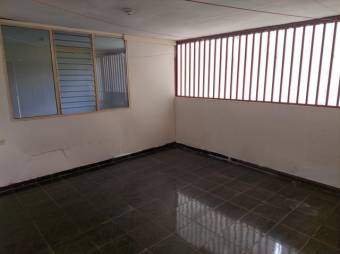 Se vende amplio lote de 830m2 junto con casa en Purabas de Santa Barbara 24-841